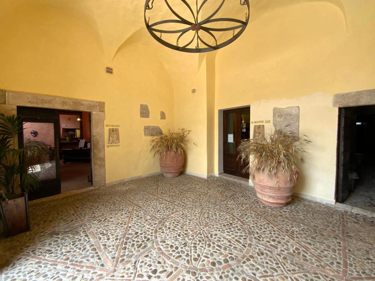 オルヴィエート Castello Di Titignanoヴィラ エクステリア 写真