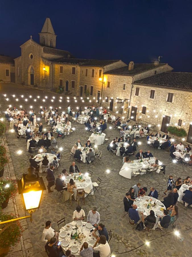 オルヴィエート Castello Di Titignanoヴィラ エクステリア 写真