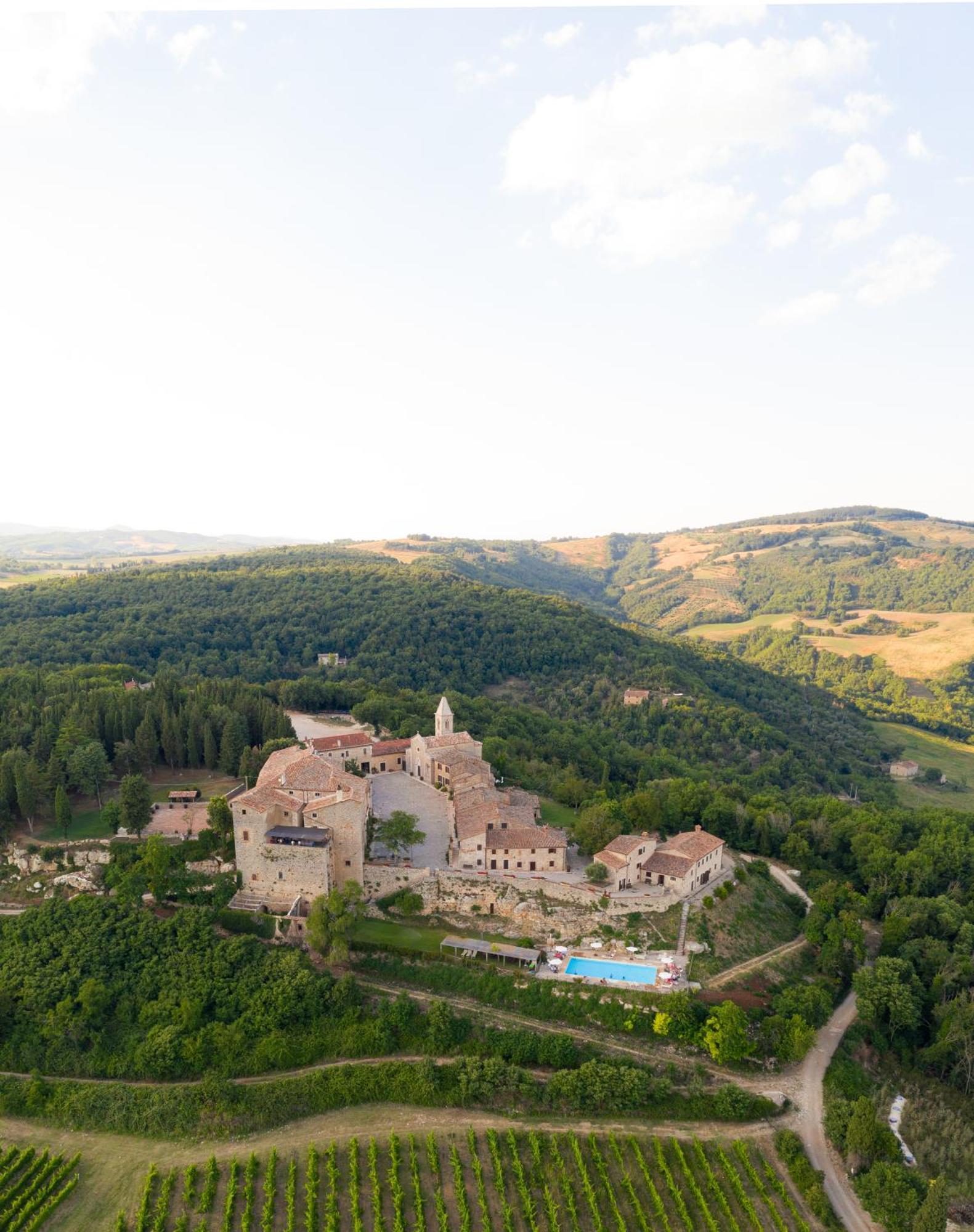 オルヴィエート Castello Di Titignanoヴィラ エクステリア 写真